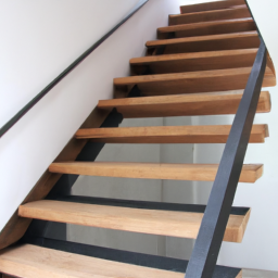 Construire un Escalier de Secours Conforme aux Normes Caluire-et-Cuire