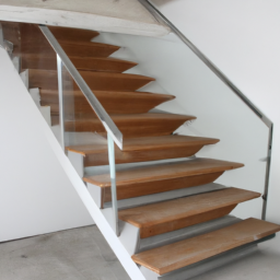 Escalier en Verre et Bois : Fusion de Matériaux Élégants Aulnoy-lez-Valenciennes